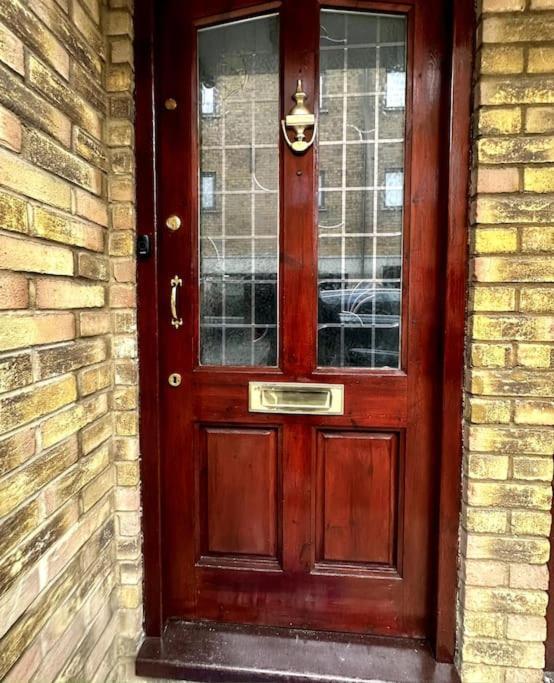 Amazing Location - City Of London- 2 Bedroom Stunning Canal View House With Private Garden,Parking & Balcony エクステリア 写真