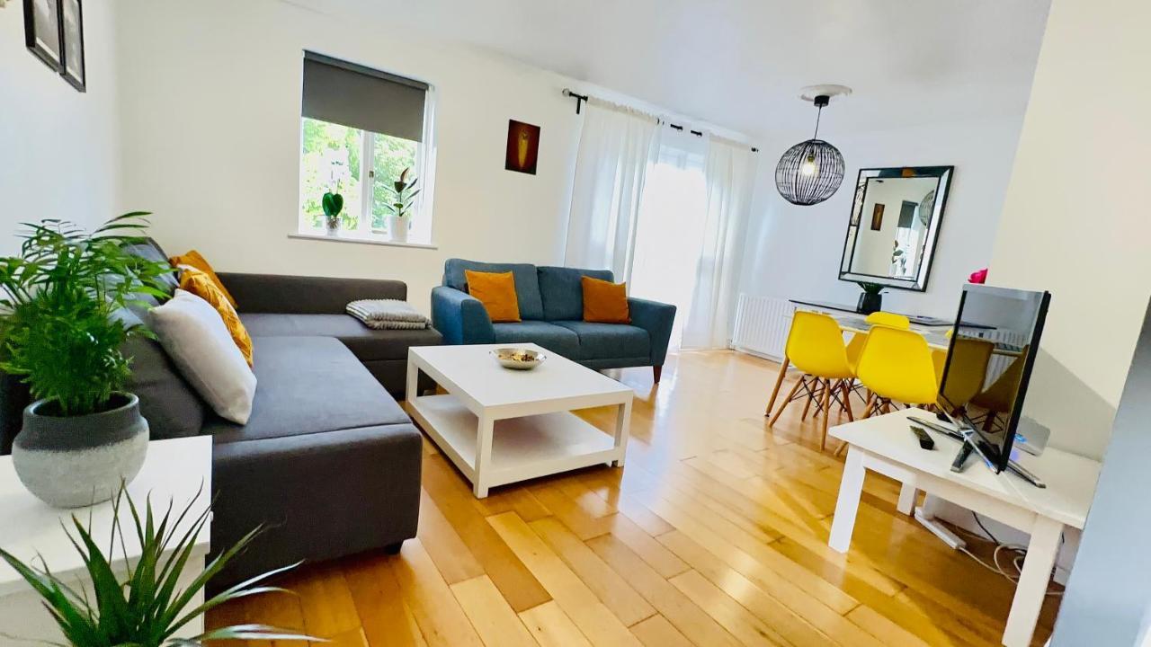 Amazing Location - City Of London- 2 Bedroom Stunning Canal View House With Private Garden,Parking & Balcony エクステリア 写真