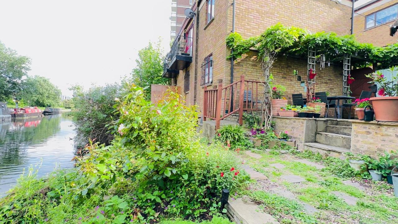 Amazing Location - City Of London- 2 Bedroom Stunning Canal View House With Private Garden,Parking & Balcony エクステリア 写真